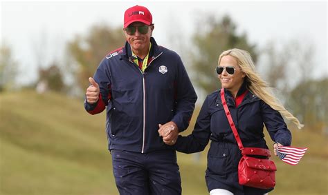 phil mickelsons wife|did phil mickelson's wife die.
